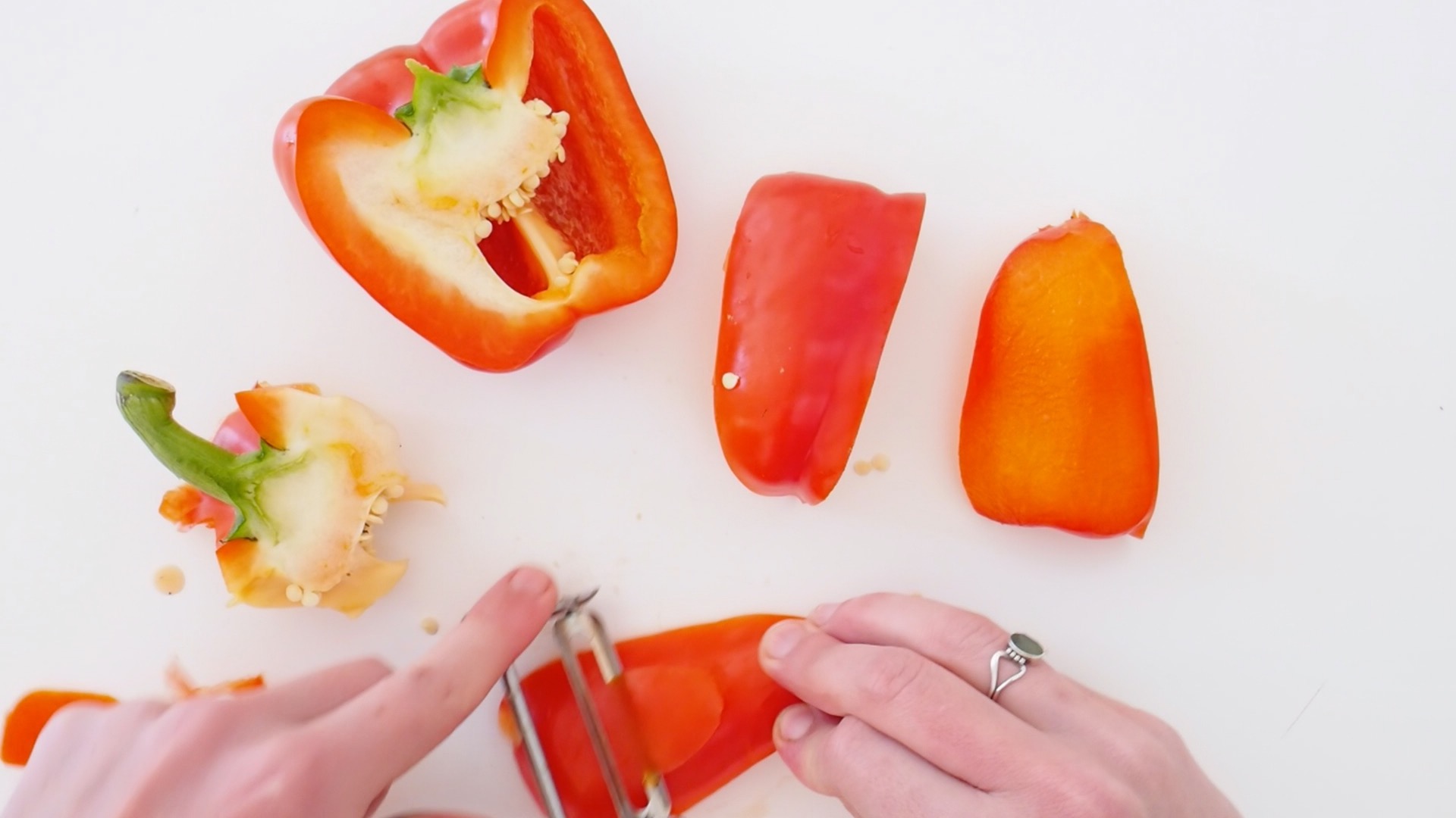 3 méthodes pour éplucher un poivron facilement et recette simple