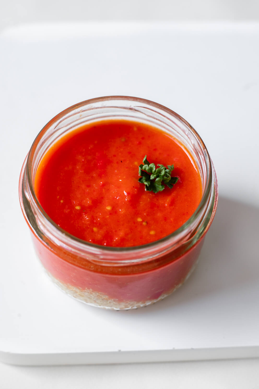 Quinoa et sauce aux poivrons et tomates cerises