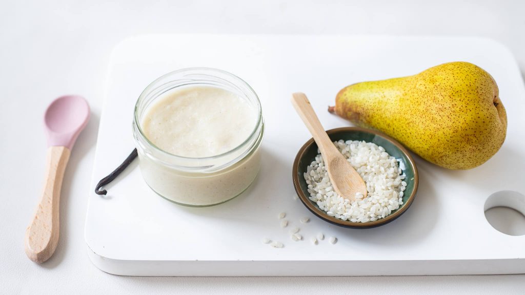 Crème de riz à la poire - Cuisinez pour bébé