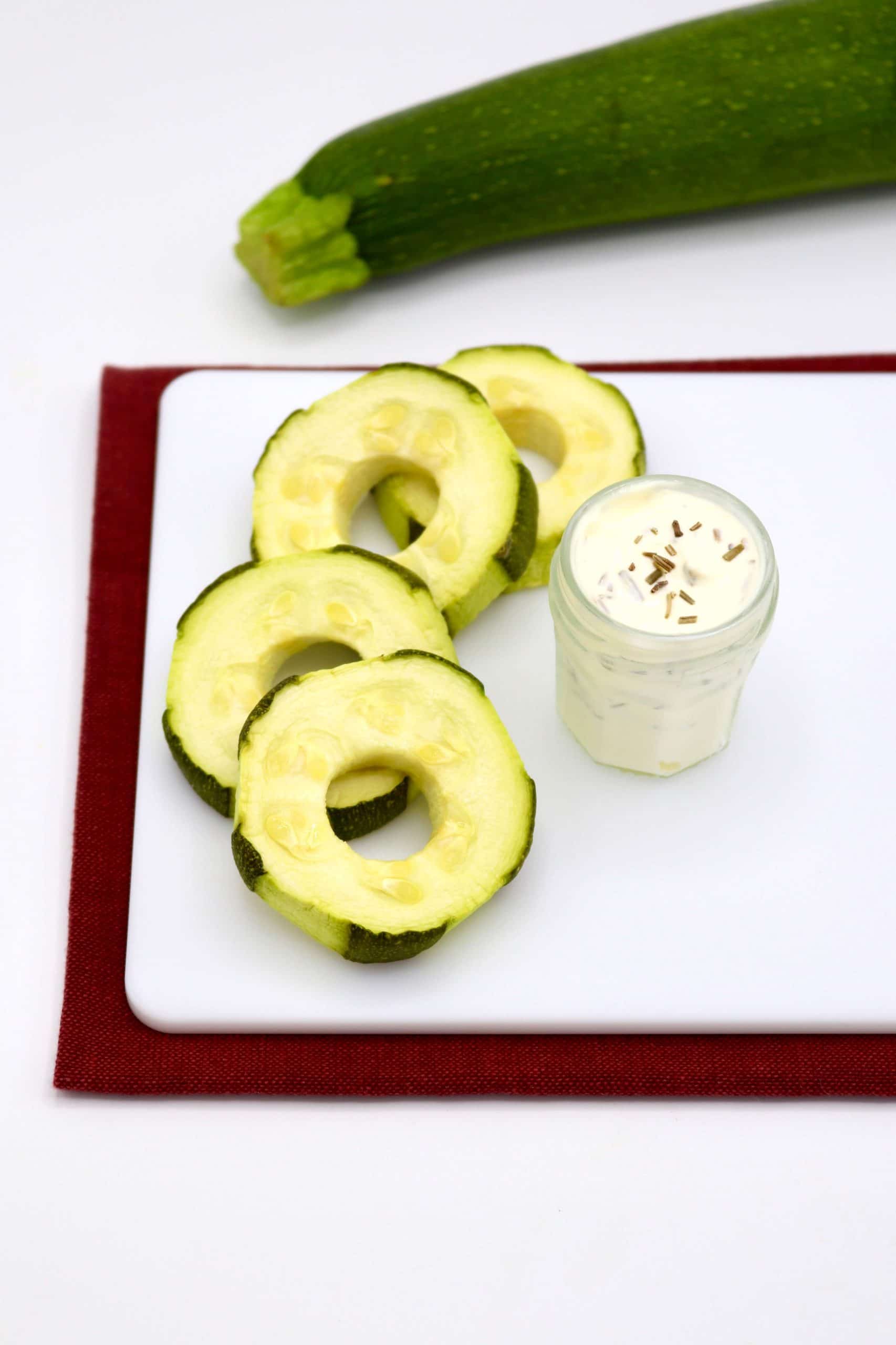 Rondelles de courgette sauce aux herbes de Provence