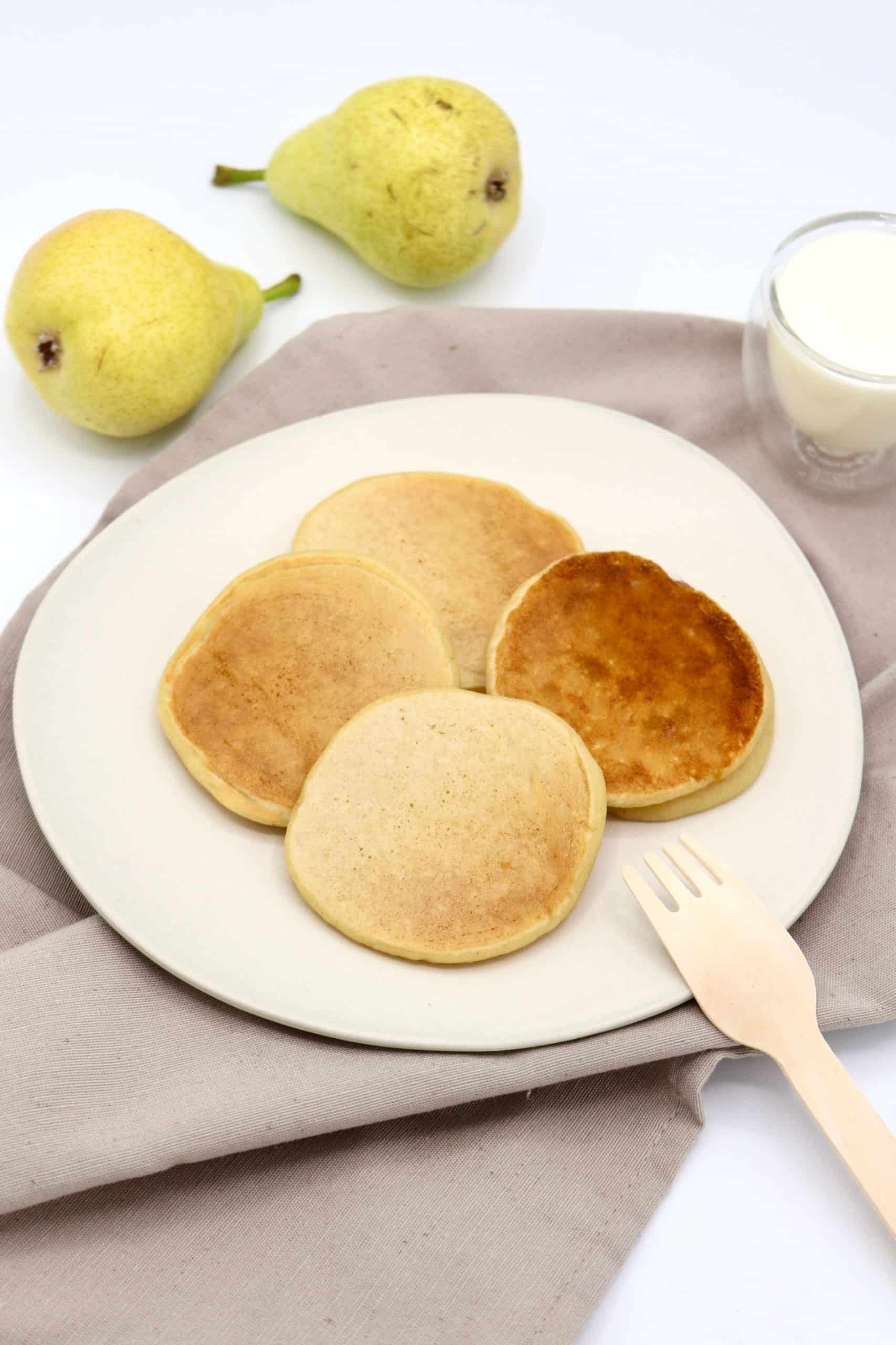 Pancakes sans oeuf à la poire