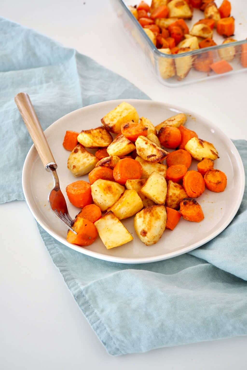 Duo de carottes et pommes de terre rôties aux épices