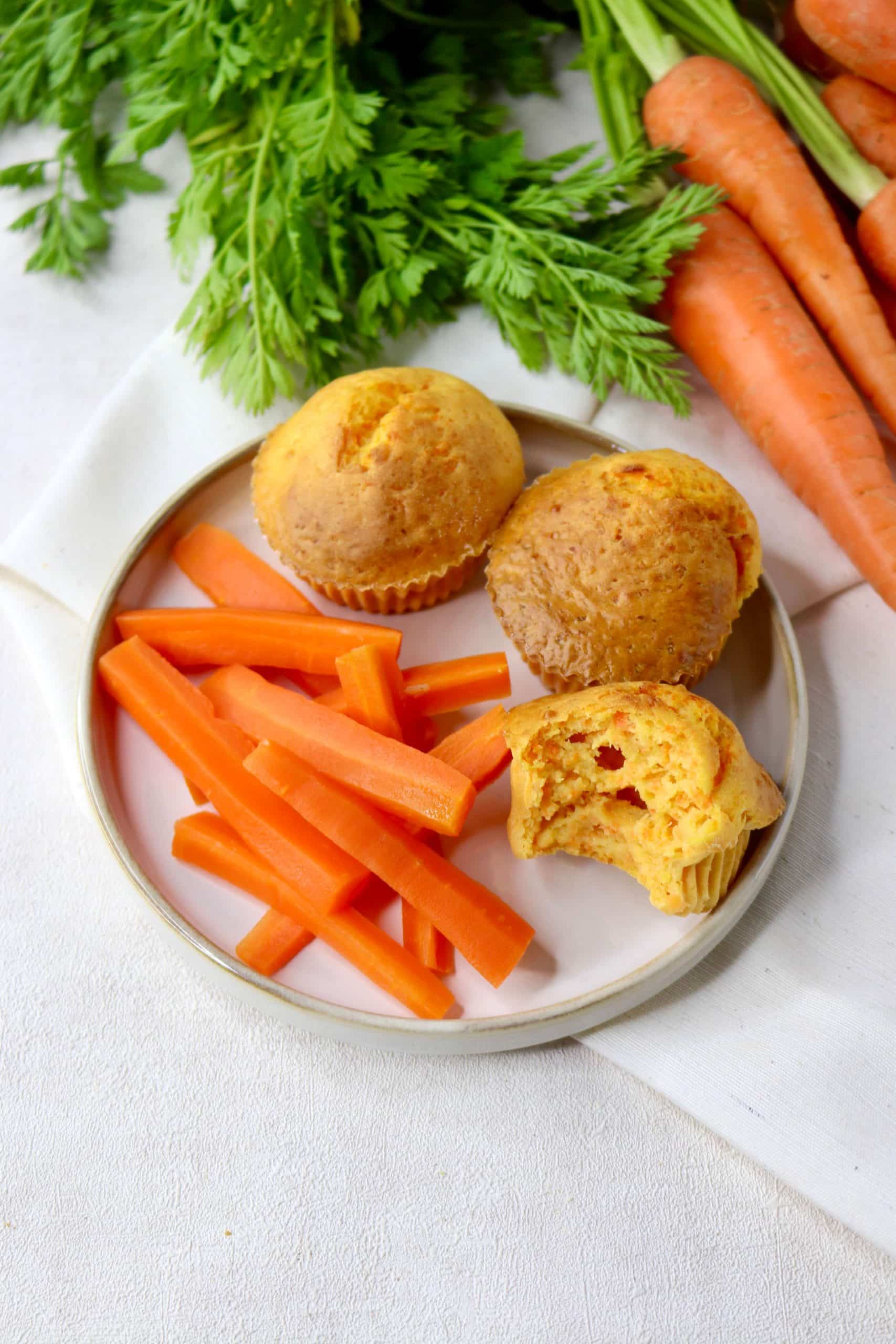 Muffins et bâtonnets de carottes