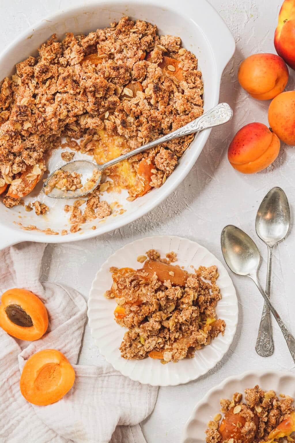 Crumble pêches abricots