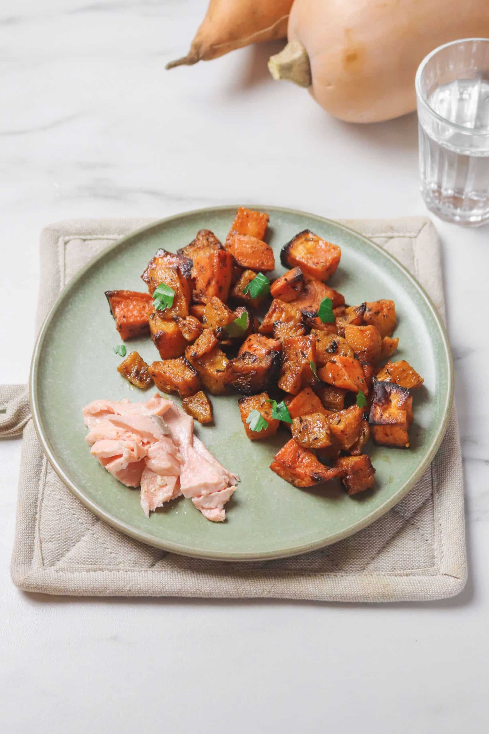 Butternut et patate douce rôtis aux herbes de Provence et saumon vapeur