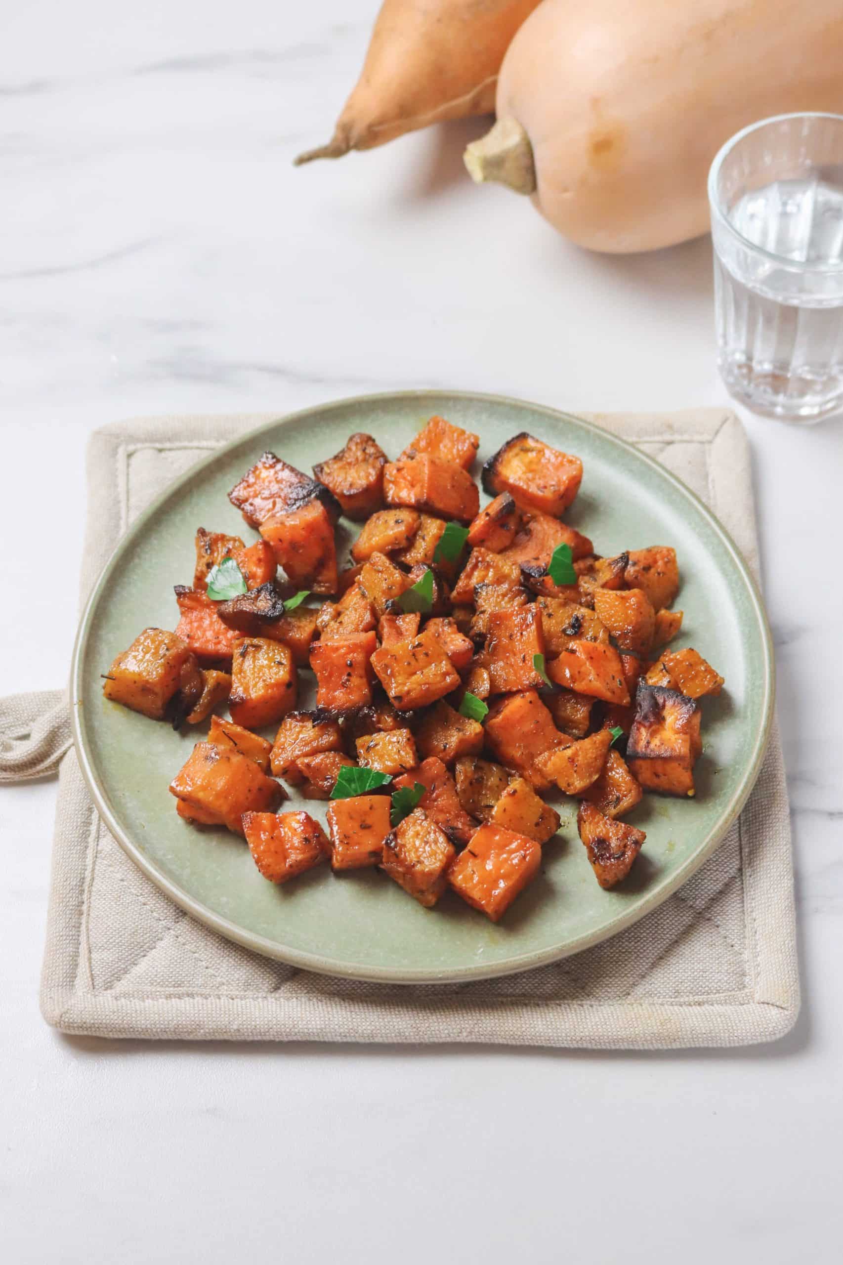 Butternut et patate douce rôtis aux herbes de Provence