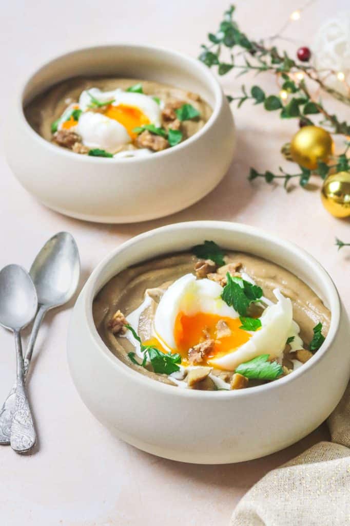 Velouté de châtaignes et son oeuf mollet