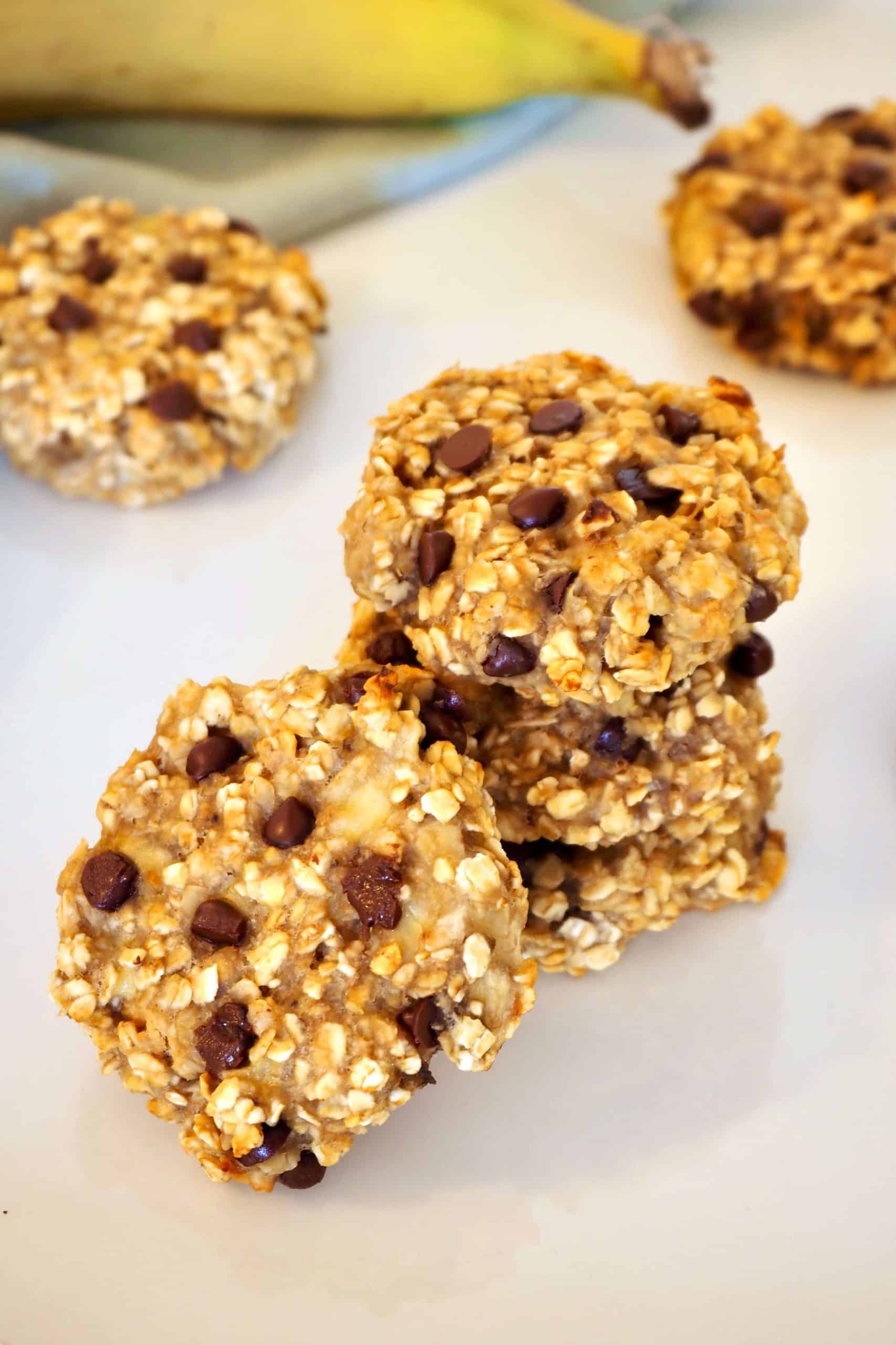Cookies banane-avoine au chocolat et cacahuètes