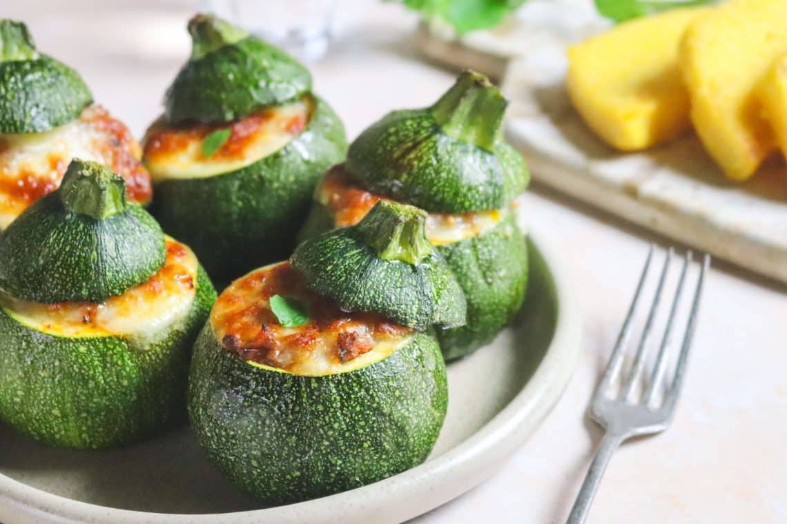 Courgettes rondes farcies et polenta grillée H