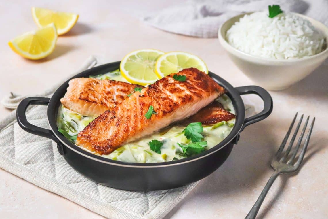Saumon grillé et sa fondue de poireaux au parmesan H