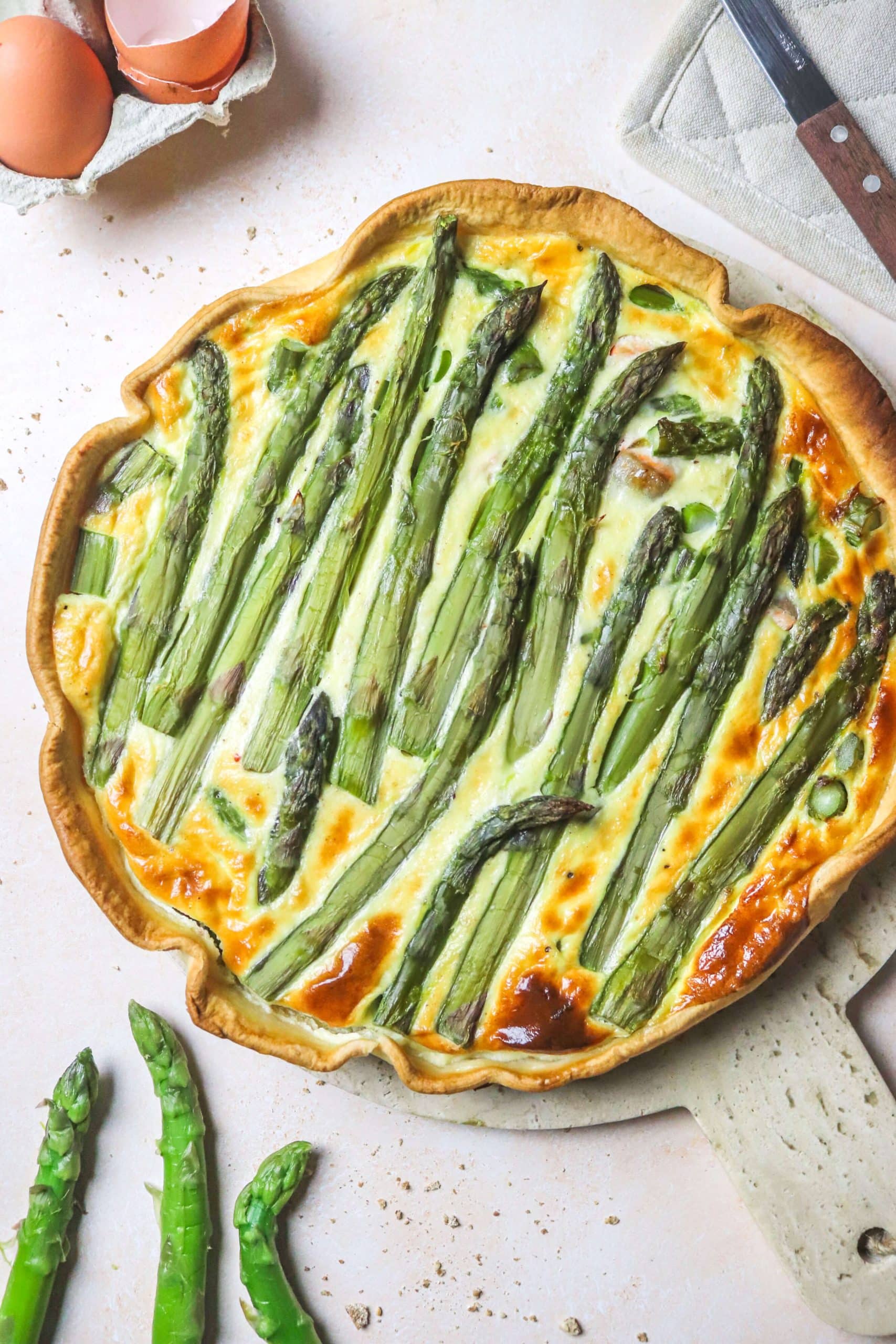 Tarte salée asperges saumon