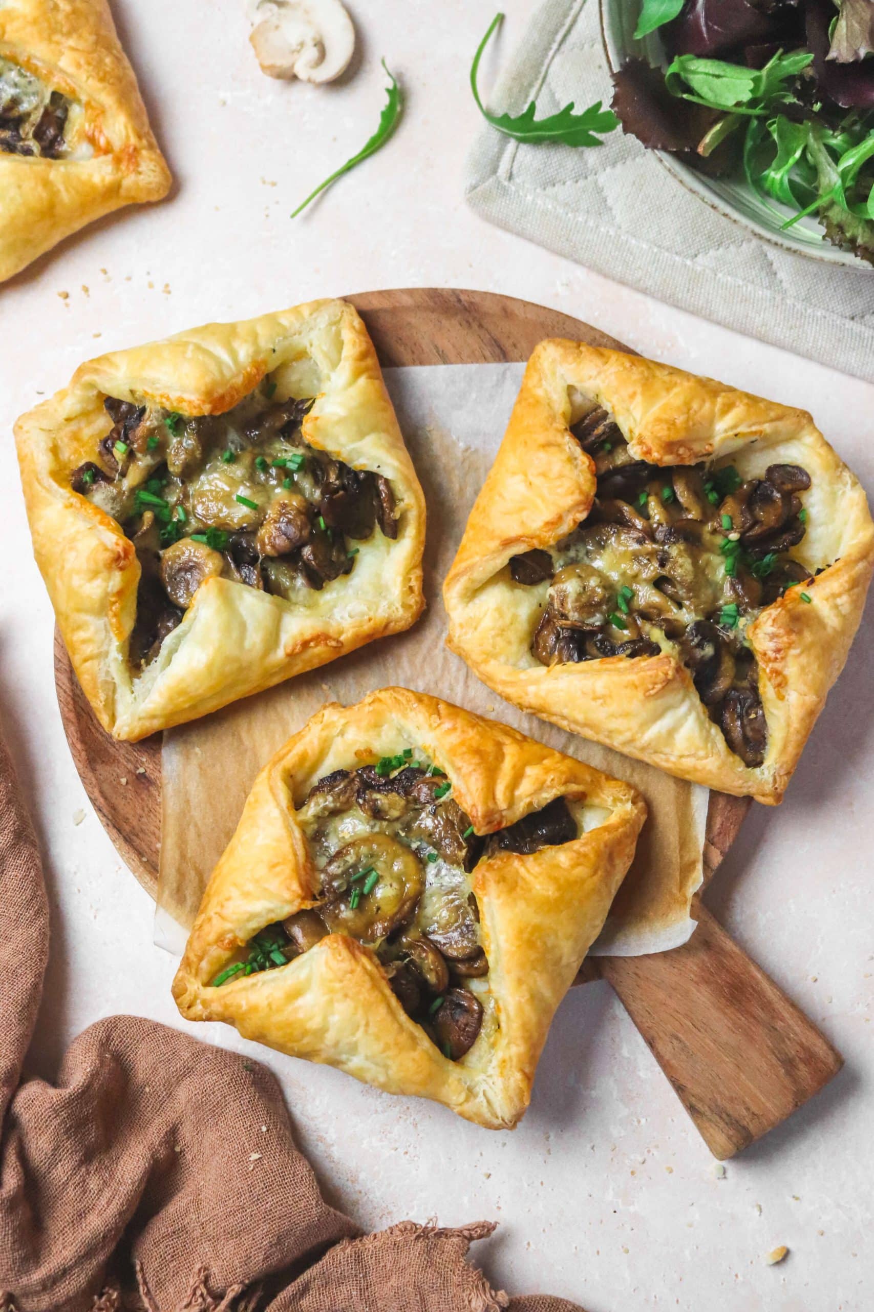 Feuilletés aux champignons et comté