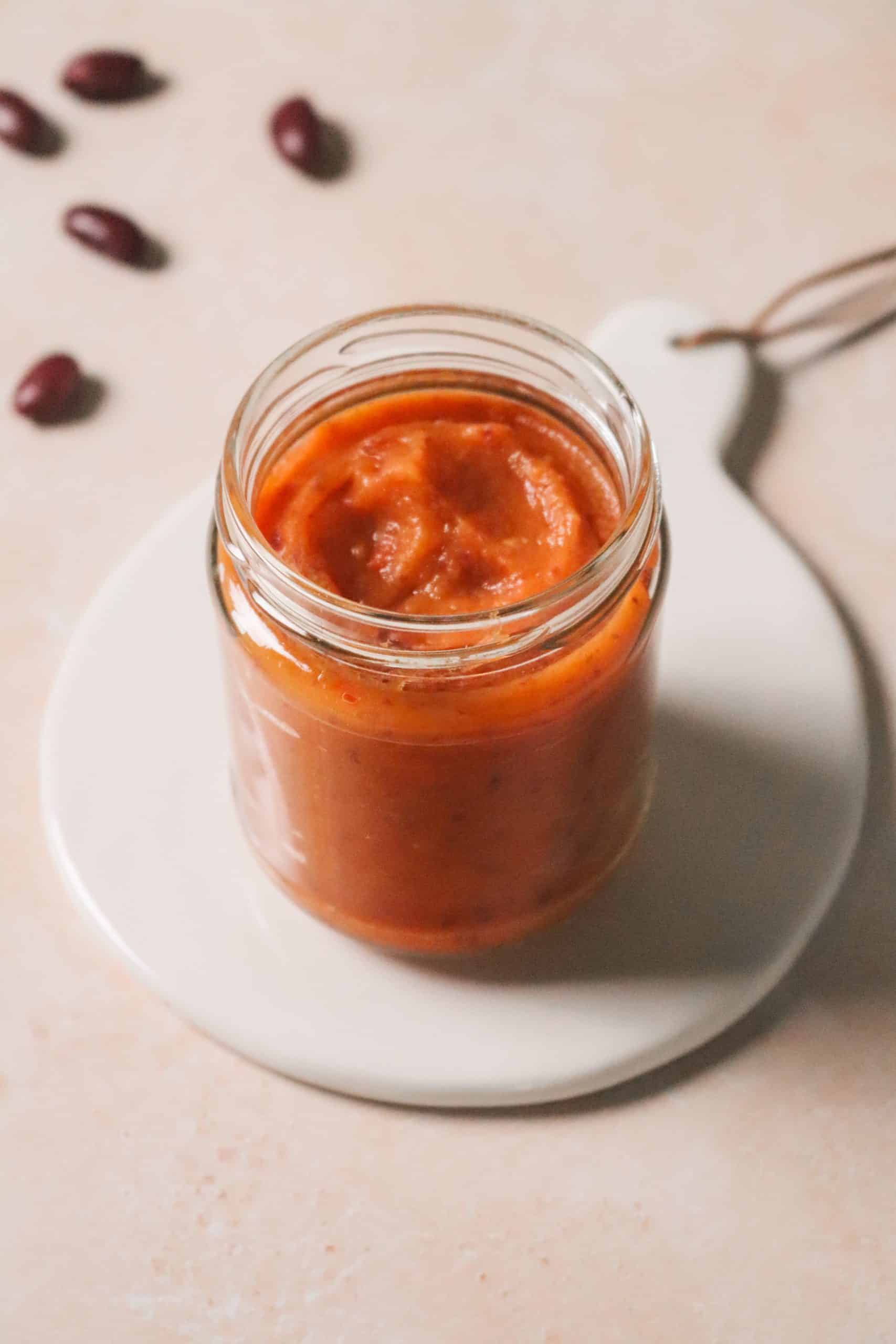 Purée de patate douce aux haricots rouges, poivrons et tomates