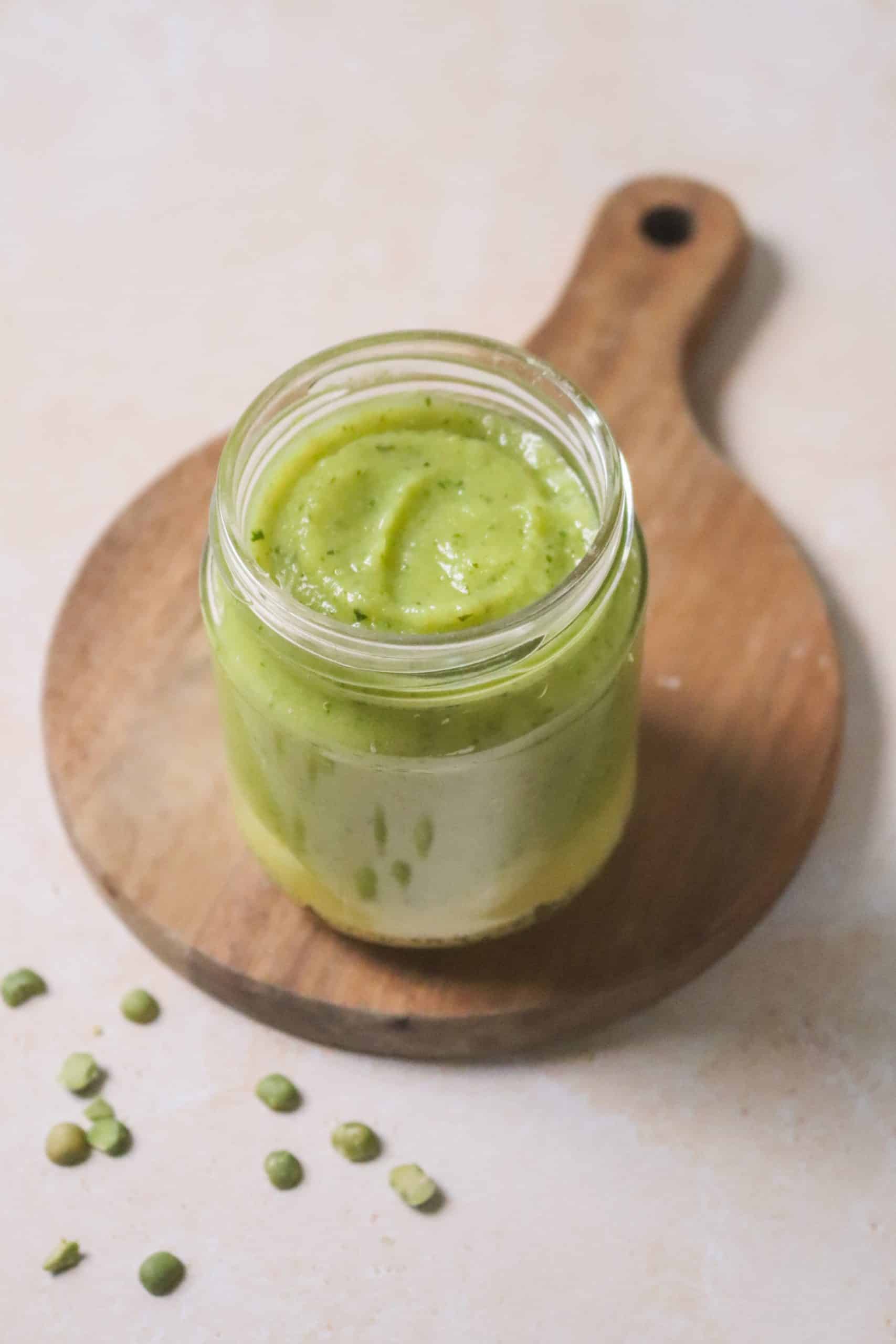 Écrasé de pommes de terre, purée de courgettes et pois cassés