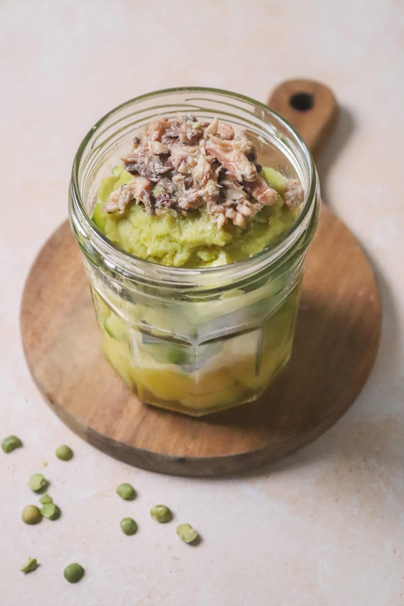 Pommes de terre et courgettes vapeur, purée de pois cassés et sardines