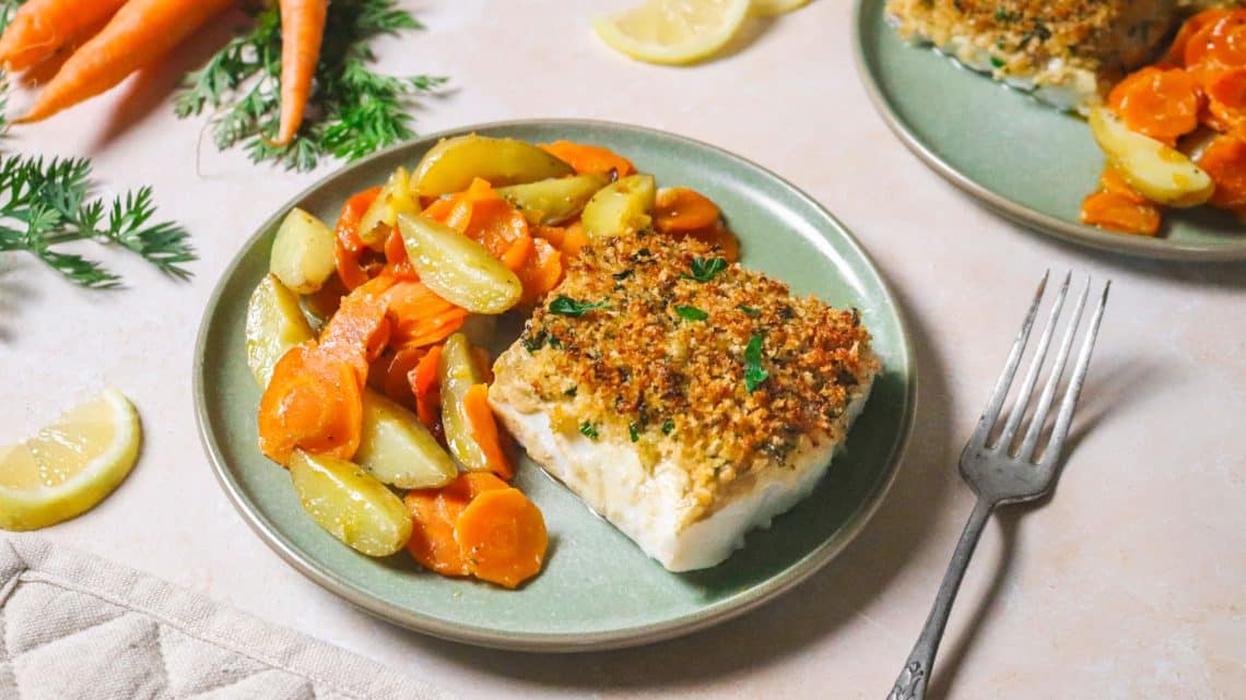Crumble de poisson et ses petites carottes et pommes de terre rôties H
