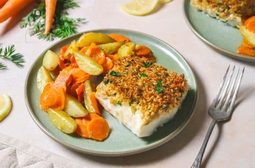 Crumble de poisson et ses petites carottes et pommes de terre rôties H