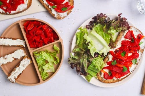 Tartines aux poivrons grillés et fromage frais H